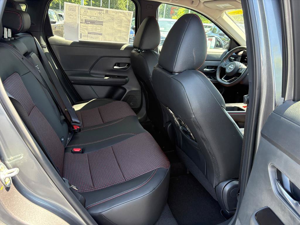 Used 2026 Nissan Kicks SR w/ Cold Weather Package AWD/4WD image 21