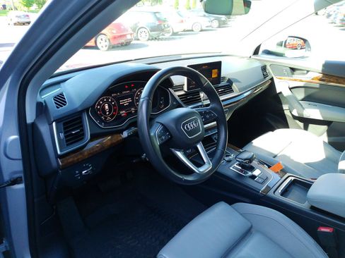 Used 2018 Audi Q5 2.0T Premium Plus AWD/4WD image 11