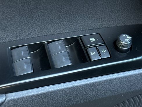 New 2026 Toyota Camry SE FWD image 12