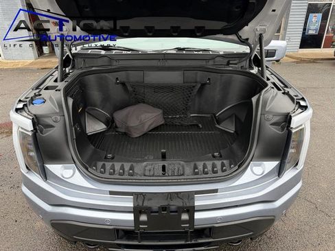 Used 2022 Ford F150 Lightning Platinum image 19