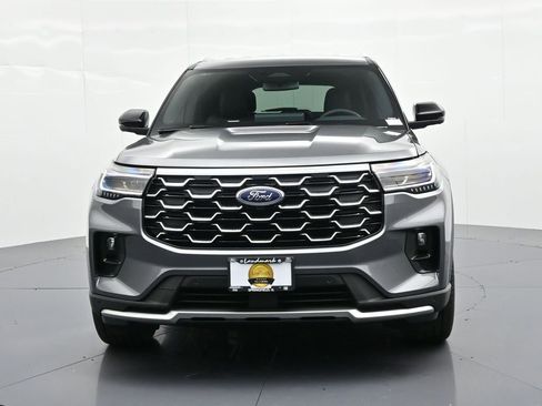 New 2026 Ford Explorer Platinum image 3