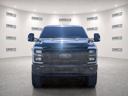 Used 2025 Ford F250 Lariat w/ Black Appearance Package