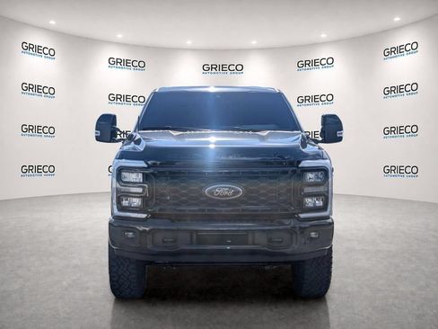 Used 2025 Ford F250 Lariat w/ Black Appearance Package AWD/4WD image 2