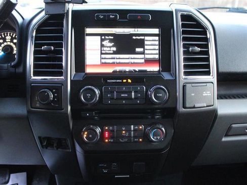 Used 2015 Ford F150 XLT w/ Equipment Group 302A Luxury image 21