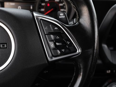 Used 2023 Chevrolet Camaro LT w/ Technology Package RWD image 14