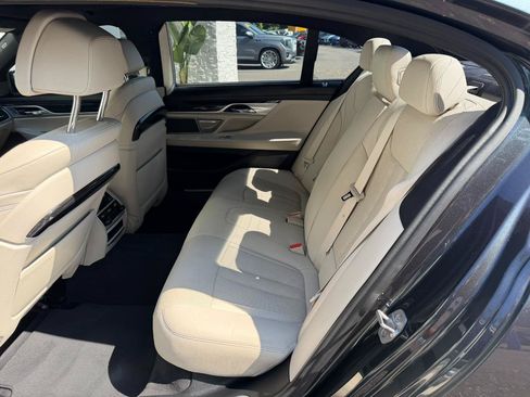 Used 2017 BMW 740i RWD image 42