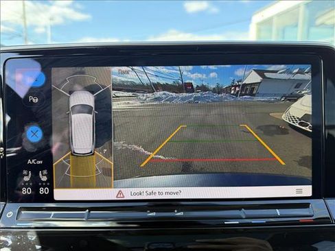 Used 2025 Volkswagen Atlas SEL Premium R-Line image 20