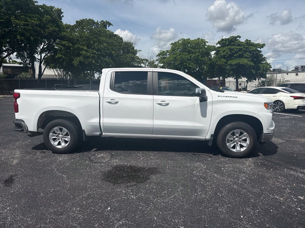 Used 2025 Chevrolet Silverado 1500 LT RWD image 4