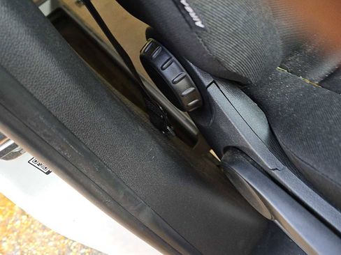 Used 2025 Mercedes-Benz Sprinter 2500 image 13