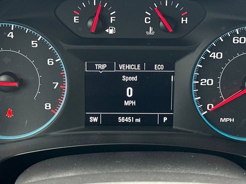 Used 2022 Chevrolet Traverse LS FWD image 24
