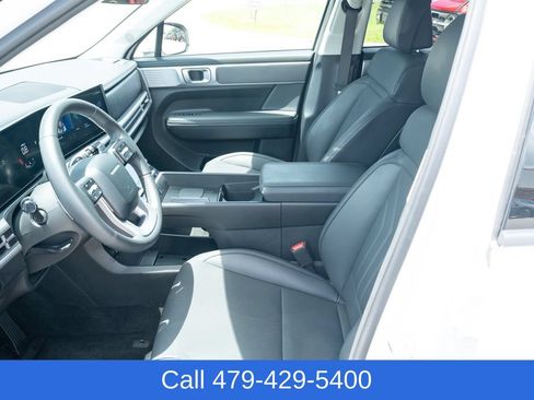Used 2026 Hyundai Santa Fe SEL AWD/4WD image 18