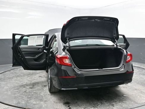 Used 2022 Honda Accord LX image 34
