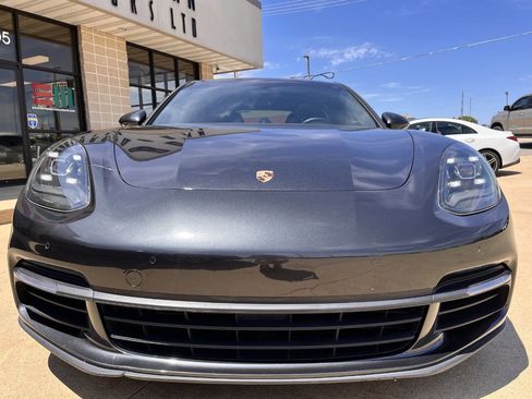 Used 2018 Porsche Panamera 4 AWD/4WD image 7