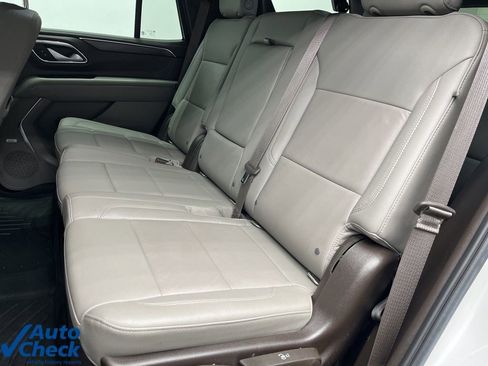 Used 2022 Chevrolet Tahoe Z71 w/ Luxury Package image 21