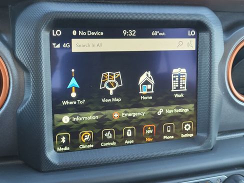 Used 2023 Jeep Gladiator Mojave w/ Cold Weather Group AWD/4WD image 19