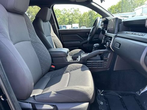 Used 2025 Toyota Tacoma SR w/ SR Upgrade Package RWD image 26