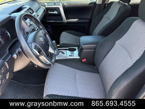 Used 2017 Toyota 4Runner SR5 RWD image 11