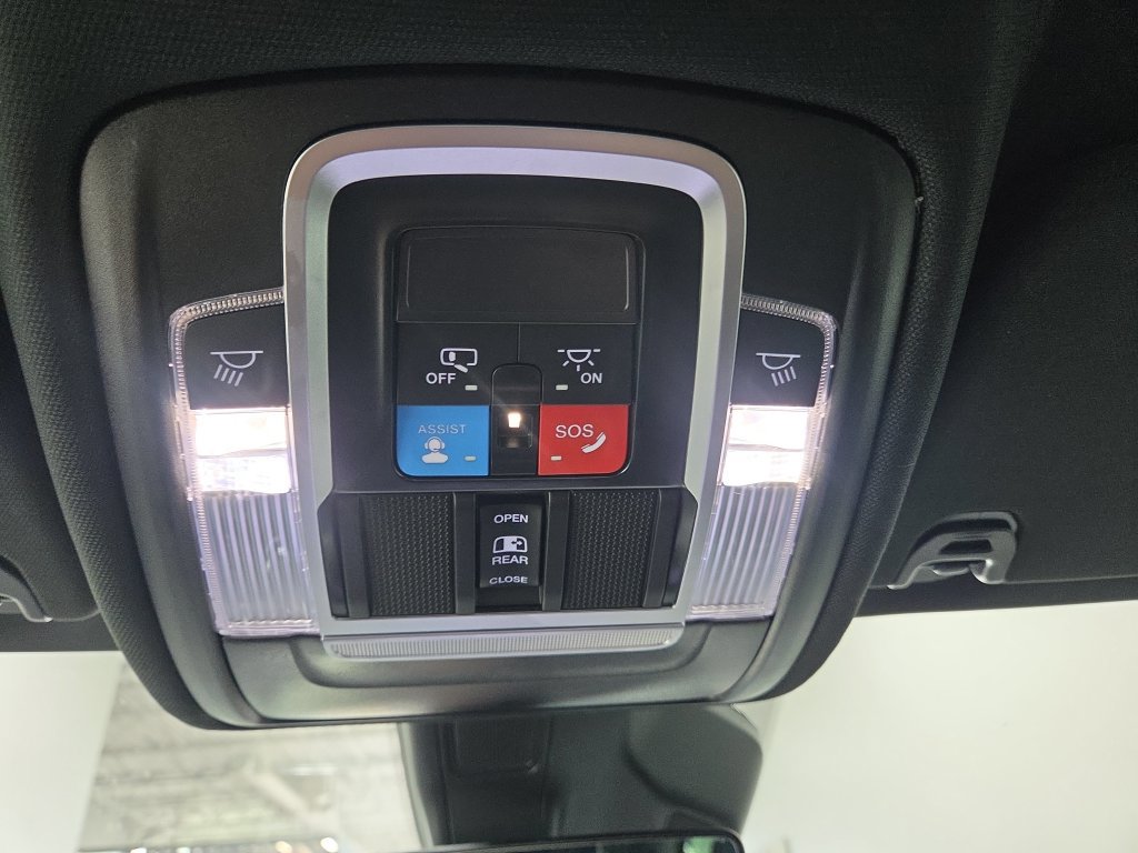 Used 2026 RAM 1500 Laramie AWD/4WD image 41