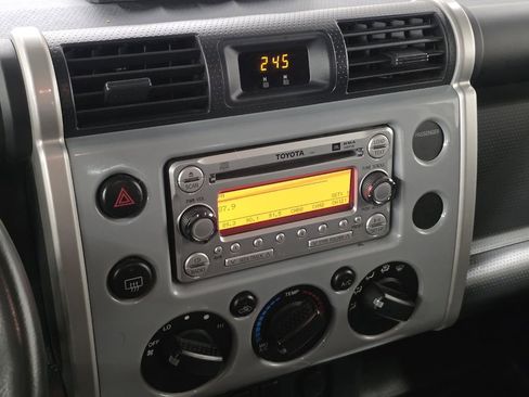 Used 2014 Toyota FJ Cruiser Upgrade Package w/ Upgrade Package image 38