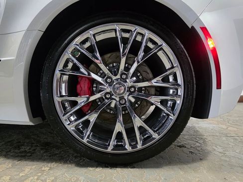Used 2019 Chevrolet Corvette Z06 image 24