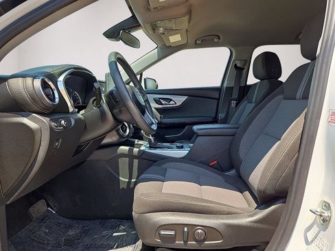 Used 2025 Chevrolet Blazer LT FWD image 22