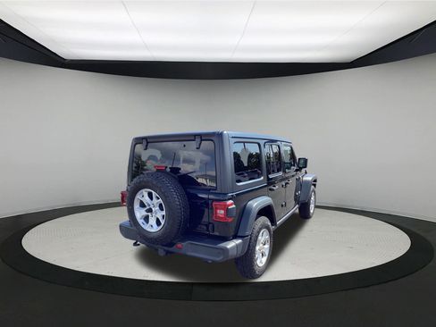 Used 2021 Jeep Wrangler Unlimited Sport image 8