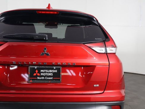 Used 2024 Mitsubishi Eclipse Cross SE image 16