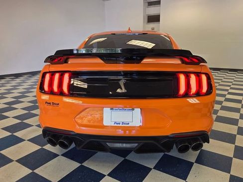 Used 2021 Ford Mustang Shelby GT500 w/ Technology Package RWD image 6