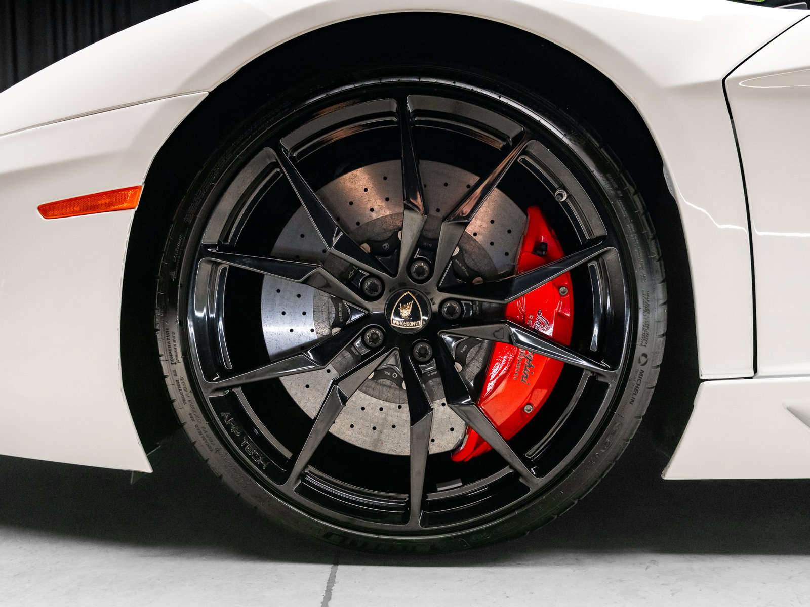 Used 2014 Lamborghini Aventador LP 700-4 AWD/4WD image 9