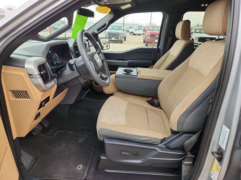 Used 2023 Ford F150 XLT image 11