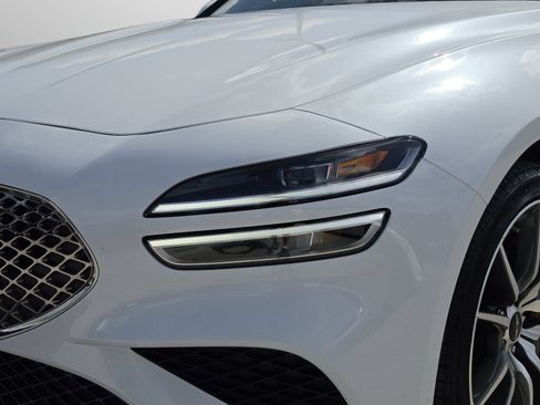 Used 2025 Genesis G70 2.5T RWD image 35