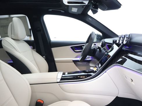 New 2026 Mercedes-Benz GLC 300 4MATIC image 21