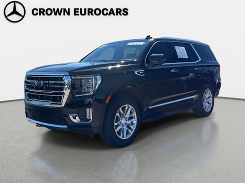 Used 2022 GMC Yukon SLT w/ SLT Luxury Package image 2