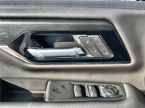 New 2026 GMC Yukon XL Denali w/ Sun & Power Step Package image 22