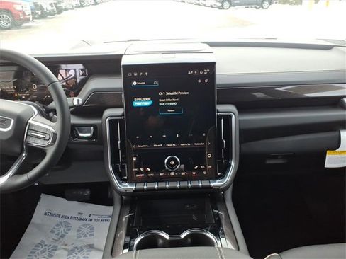 New 2026 GMC Yukon XL Elevation image 13