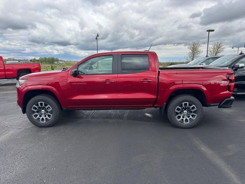 New 2026 Chevrolet Colorado Z71 w/ Technology Package AWD/4WD image 3
