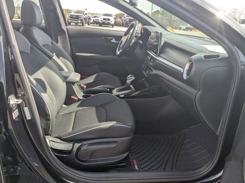 Used 2023 Kia Forte GT-Line image 25
