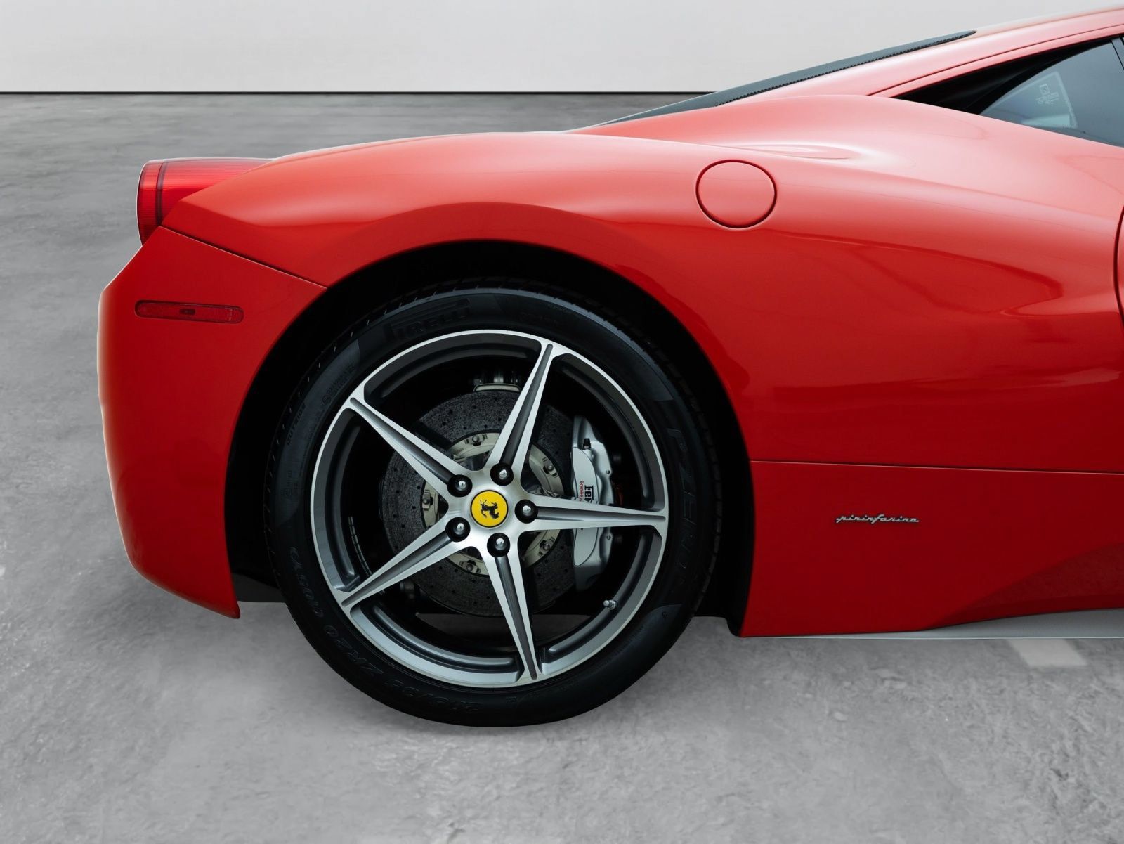 Used 2012 Ferrari 458 Italia Coupe RWD image 12