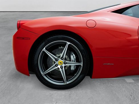 Used 2012 Ferrari 458 Italia Coupe RWD image 12