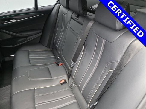 Certified 2023 BMW M550i xDrive w/ Executive Package image 16