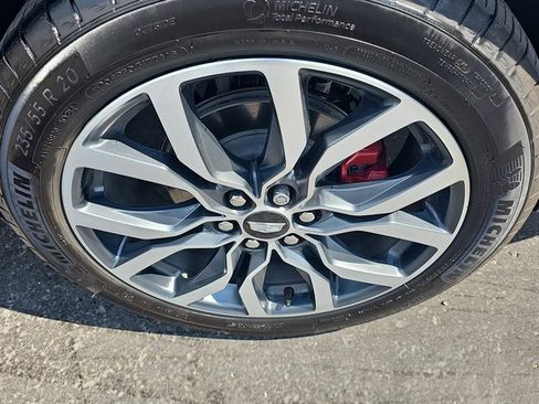 Used 2025 Cadillac XT6 Sport w/ LPO, Floor Liner Package image 36