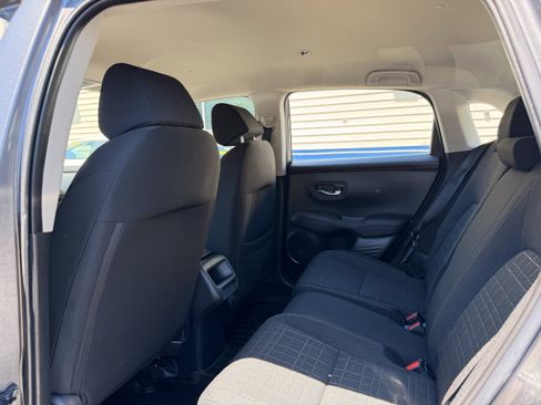 Used 2025 Honda HR-V LX image 26