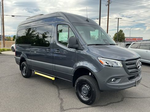 New 2026 Mercedes-Benz Sprinter 2500 image 6