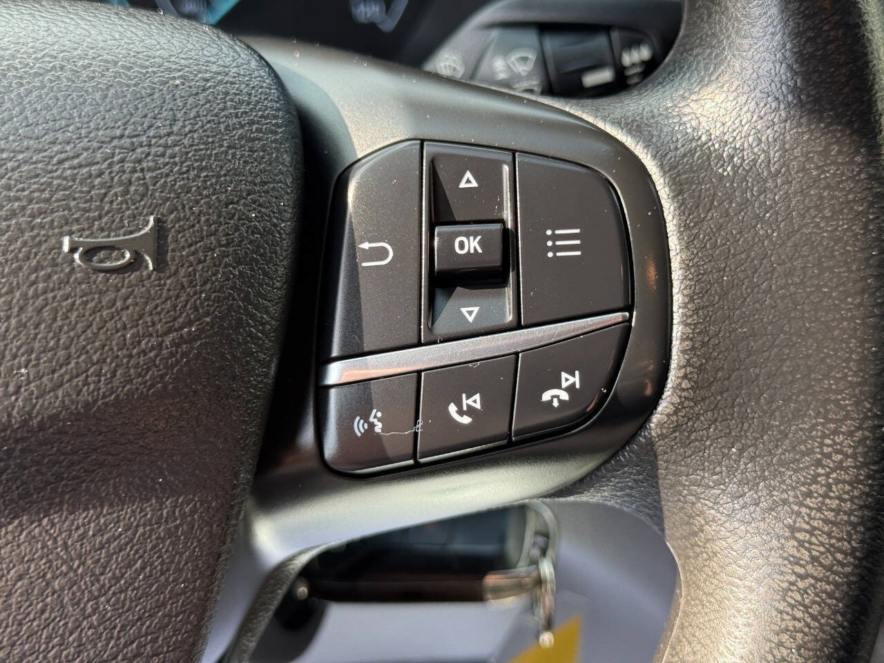 Used 2020 Ford Transit 150 Low Roof RWD image 18