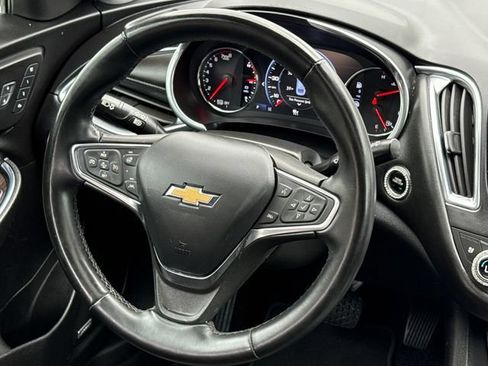 Used 2024 Chevrolet Malibu LT FWD image 13