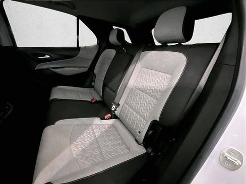 Used 2024 Chevrolet Equinox LS image 28