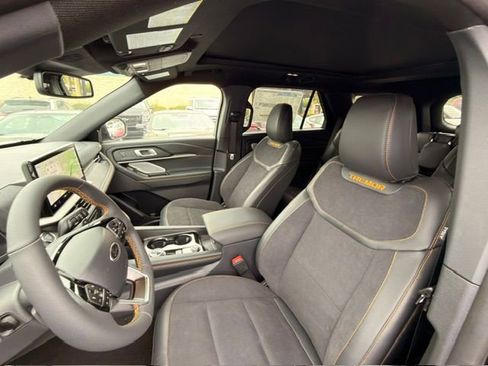 New 2026 Ford Explorer Tremor w/ Tremor Ultimate Package AWD/4WD image 7