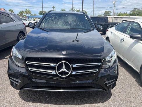Used 2019 Mercedes-Benz GLC 300 image 1