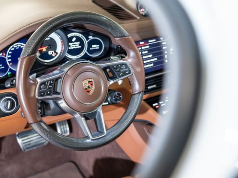Certified 2023 Porsche Cayenne GTS AWD/4WD image 15