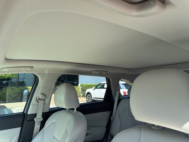 Used 2022 Kia Sorento SX FWD image 9